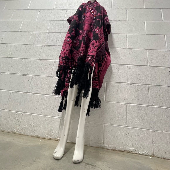 Frida Kohl Poncho embellished ( all sizes) - Picture 5 of 8